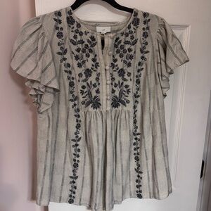 Jill XS beautiful embroidered blouse. New condition